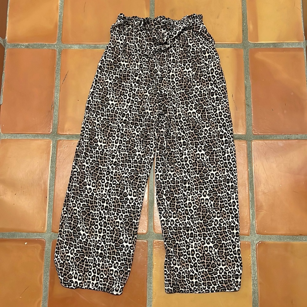 Art Class elastic waist, wide leg cheetah print girls pants. Size 10